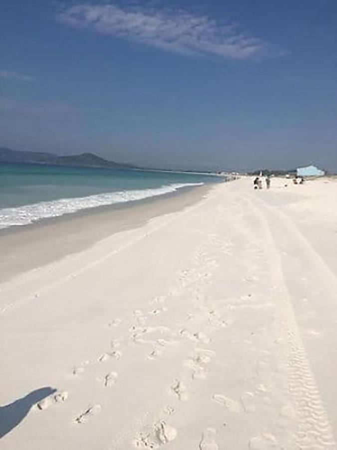 Casa com wi-fi ao lado da praia em Arraial do Cabo Exterior foto